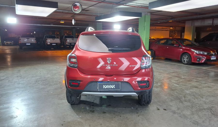 Renault Sandero Stepway 1.6 STEPWAY PRIVILEGE Hatchback 2017