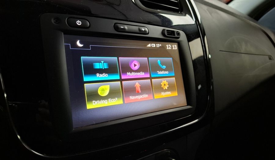 Renault Sandero Stepway 1.6 STEPWAY PRIVILEGE Hatchback 2017