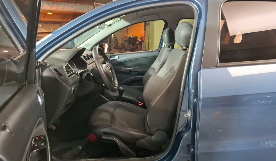 Volkswagen Gol Trend 1.6 TRENDLINE Hatchback 2016