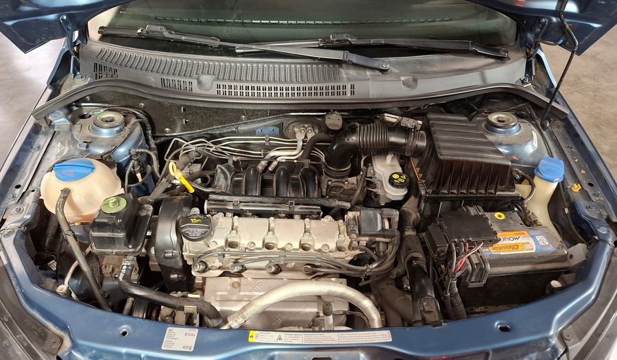 Volkswagen Gol Trend 1.6 TRENDLINE Hatchback 2016