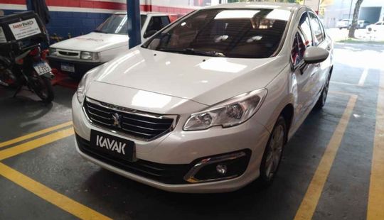 Peugeot • 408