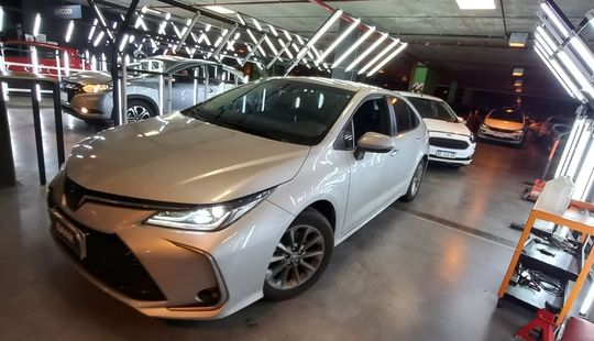 Toyota • Corolla