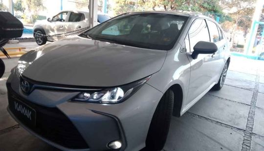 Toyota • Corolla