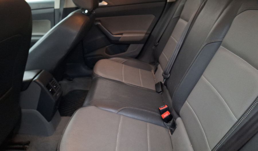 Volkswagen Polo 1.6 110 CV HIGHLINE Hatchback 2018