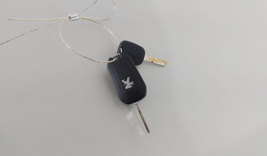 Peugeot 208 GRIFFE Hatchback 2015