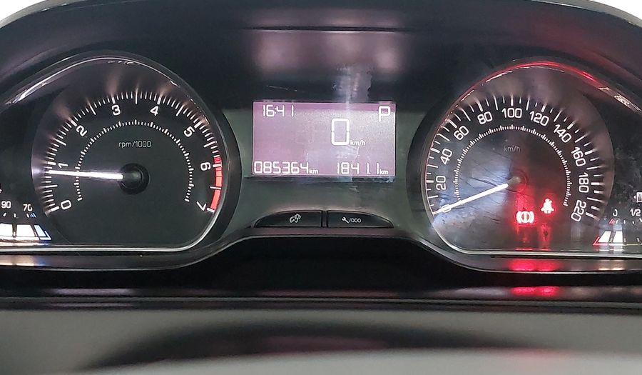 Peugeot 208 GRIFFE Hatchback 2015
