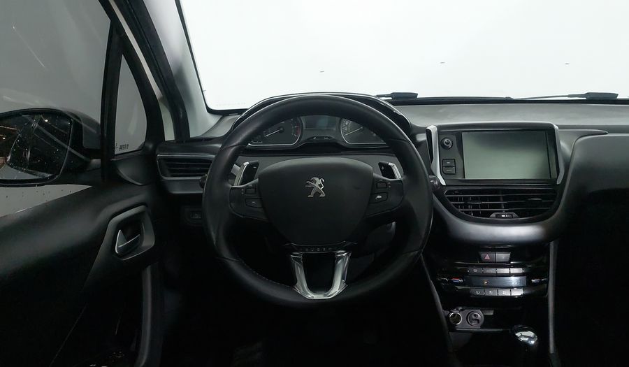 Peugeot 208 GRIFFE Hatchback 2015