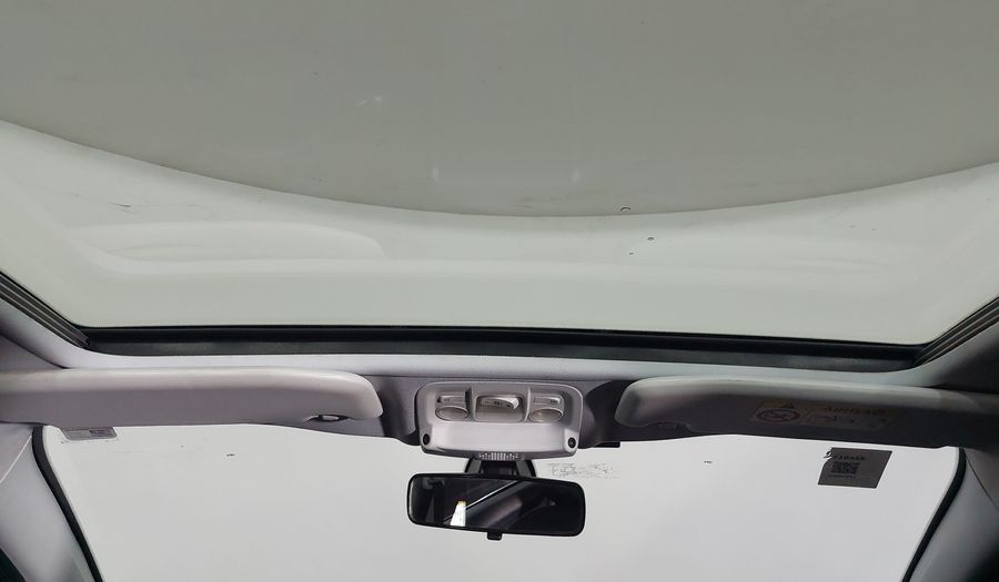 Peugeot 208 GRIFFE Hatchback 2015