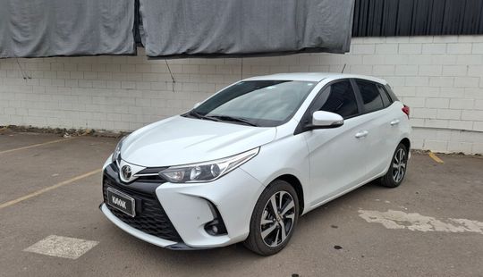 Toyota • Yaris