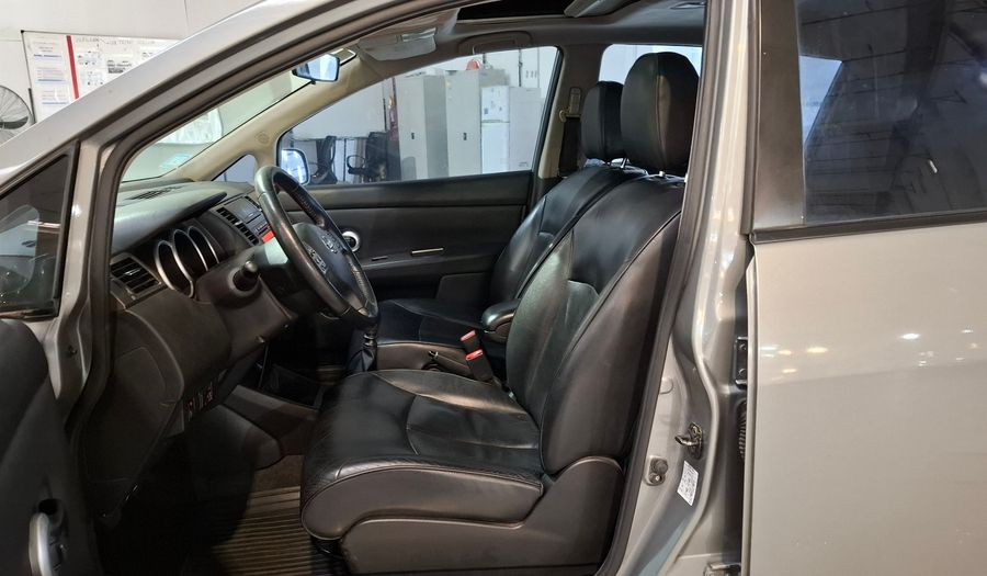Nissan Tiida 1.8 TEKNA MT Hatchback 2012