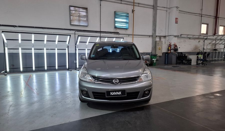 Nissan Tiida 1.8 TEKNA MT Hatchback 2012