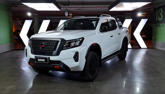 Nissan • Frontier