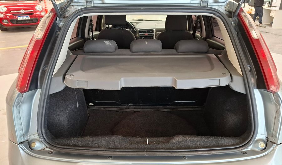 Fiat Punto 1.4 ATTRACTIVE 5P Hatchback 2012