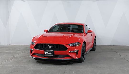 Ford • Mustang