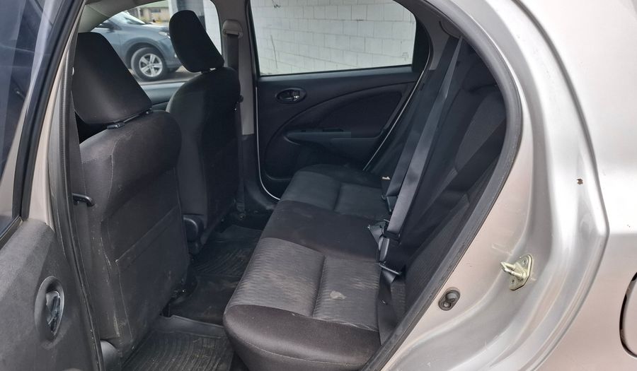 Toyota Etios 1.5 XLS AT Hatchback 2017