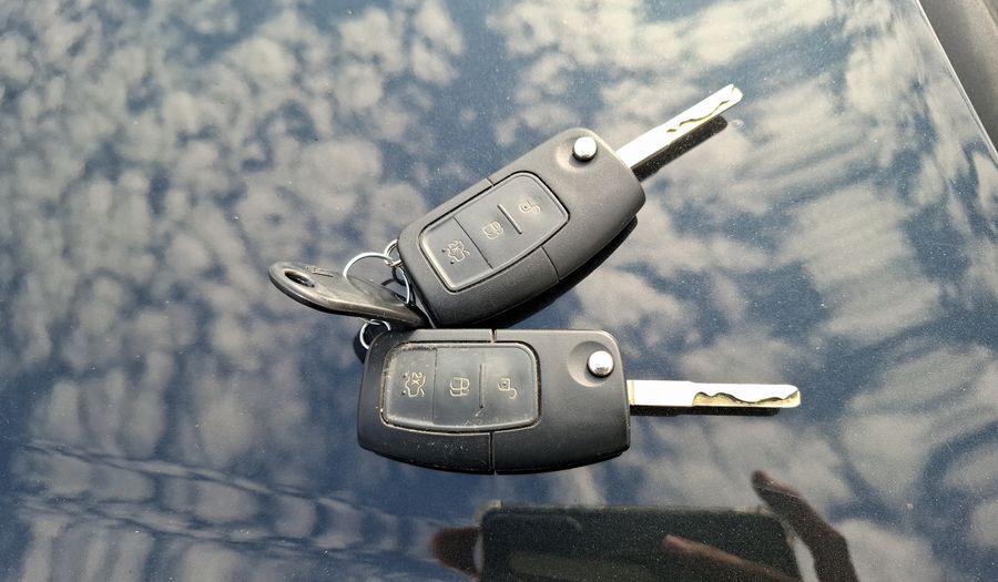 Ford Fiesta Kinetic Design 1.6 S Hatchback 2015