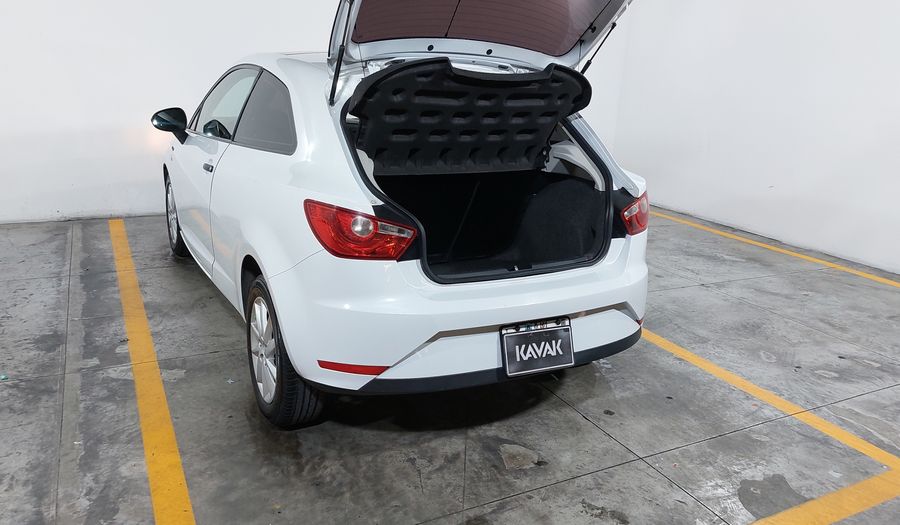 Seat Ibiza 1.6 REFERENCE MT Hatchback 2016