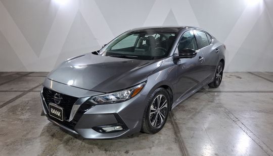 Nissan • Sentra