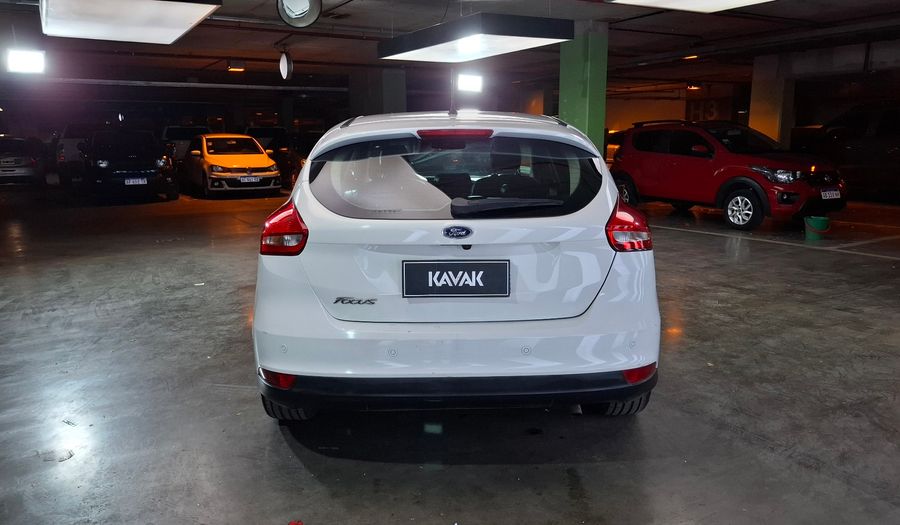 Ford Focus Iii 2.0 SE PLUS AT Hatchback 2017