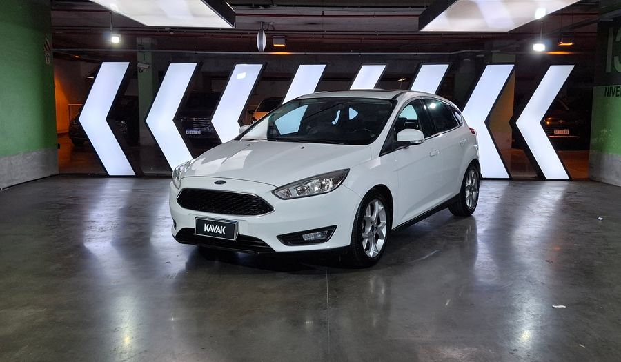 Ford Focus Iii 2.0 SE PLUS AT Hatchback 2017