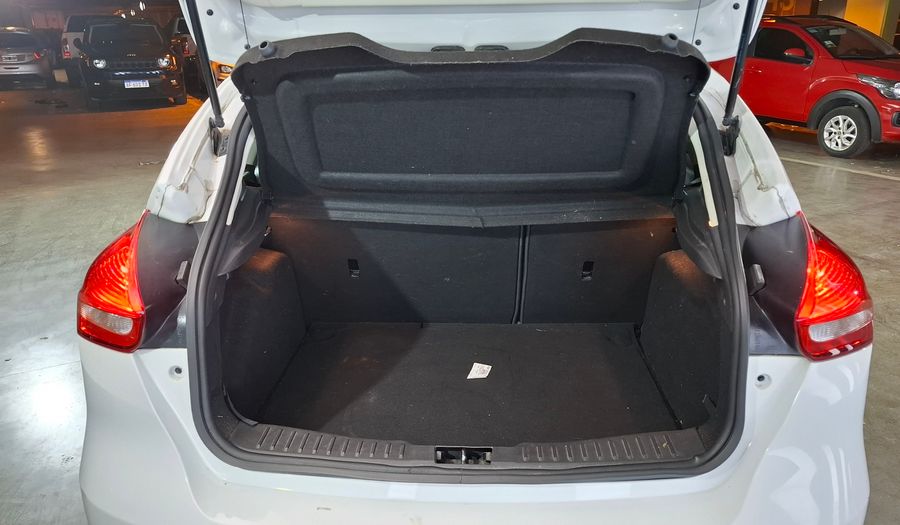 Ford Focus Iii 2.0 SE PLUS AT Hatchback 2017