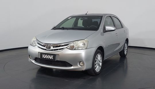 Toyota • Etios