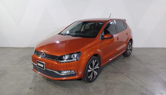 Volkswagen • Polo