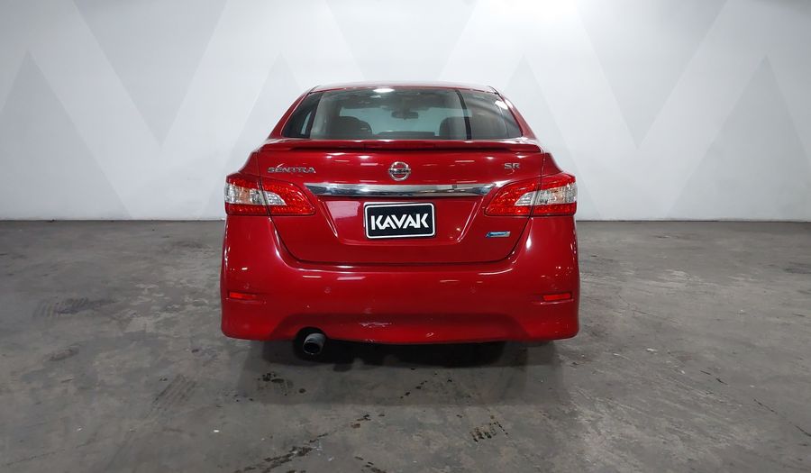 Nissan Sentra 1.8 SR NAVI CVT Sedan 2015