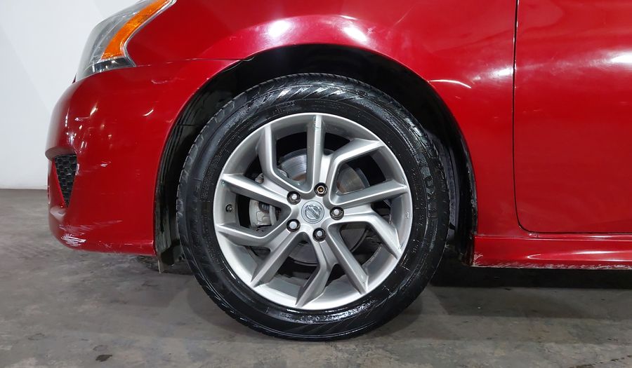Nissan Sentra 1.8 SR NAVI CVT Sedan 2015