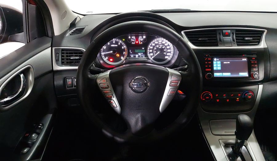 Nissan Sentra 1.8 SR NAVI CVT Sedan 2015