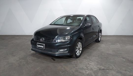 Volkswagen • Vento