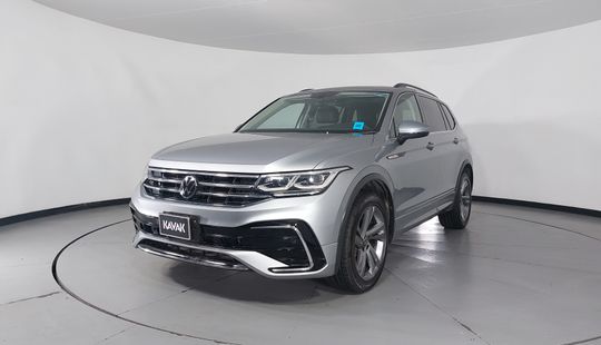 Volkswagen • Tiguan