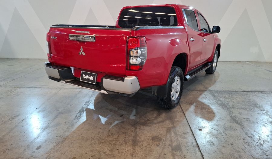 Mitsubishi L200 2.4 GLX GASOLINA Pickup 2023