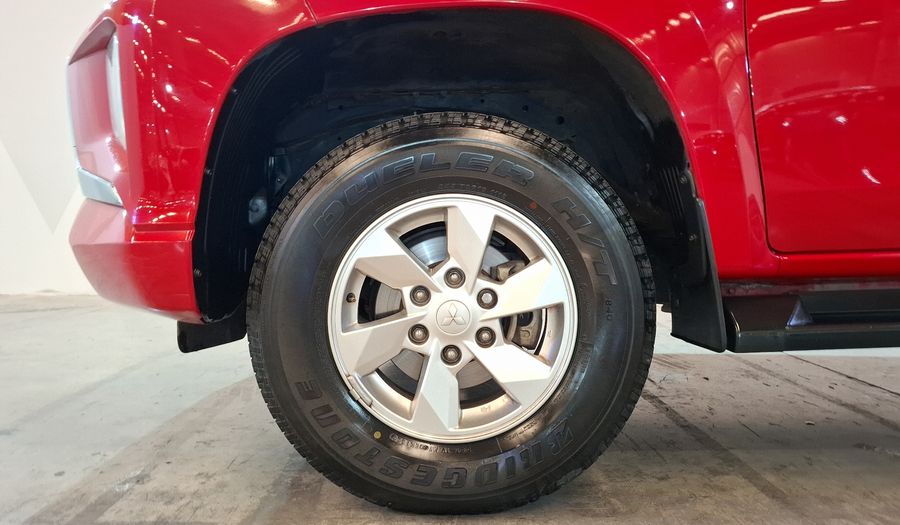 Mitsubishi L200 2.4 GLX GASOLINA Pickup 2023