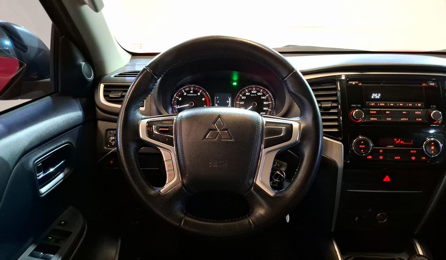 Mitsubishi L200 2.4 GLX GASOLINA Pickup 2023