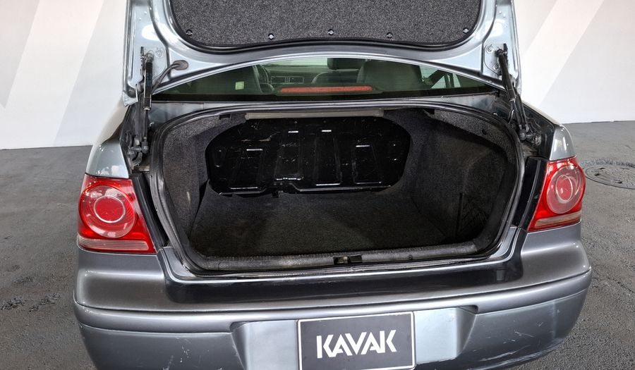 Volkswagen Jetta 1.9 TDI MT Sedan 2010