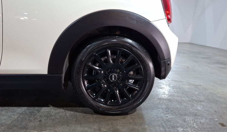Mini Cooper 1.5 COOPER CHILI Hatchback 2021