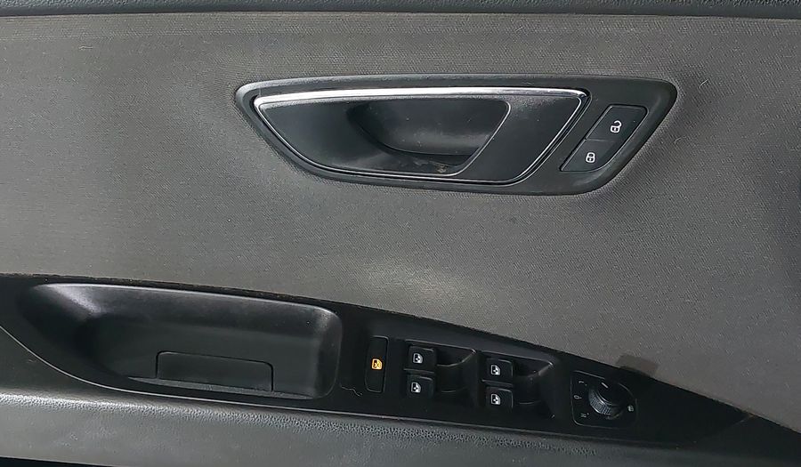 Seat Leon 1.4 TSI STYLE 140HP MT Hatchback 2014