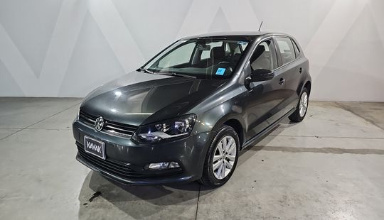Volkswagen • Polo