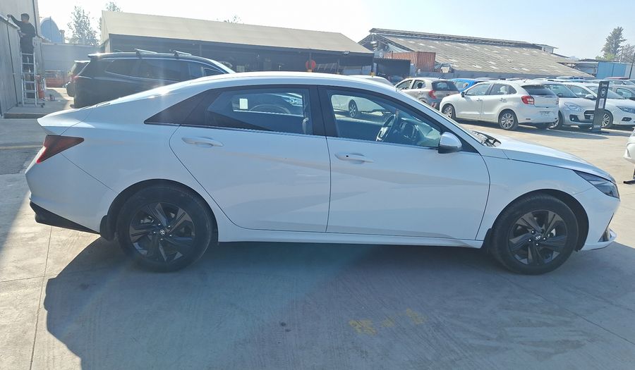 Hyundai Elantra 2.0 VALUE Sedan 2022