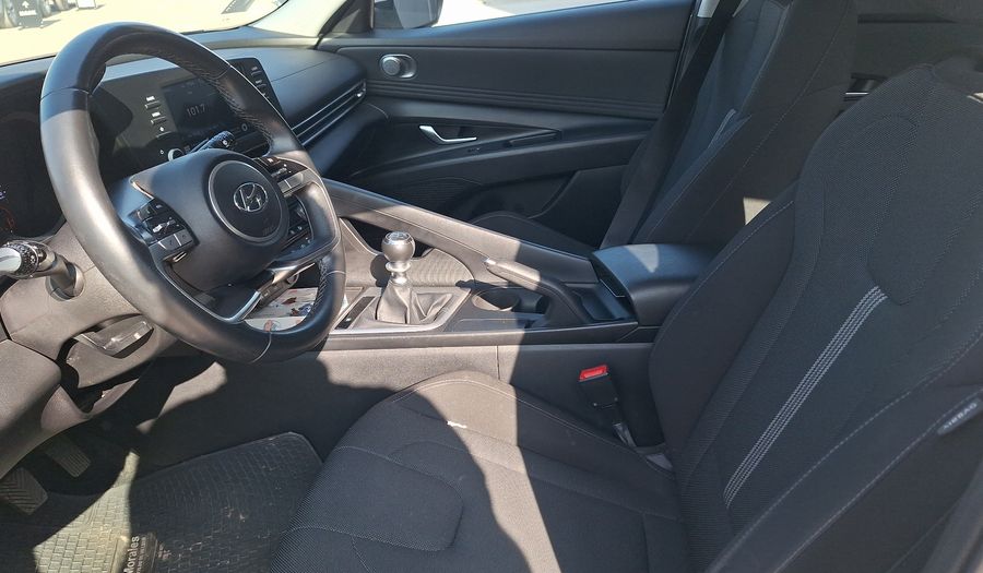 Hyundai Elantra 2.0 VALUE Sedan 2022
