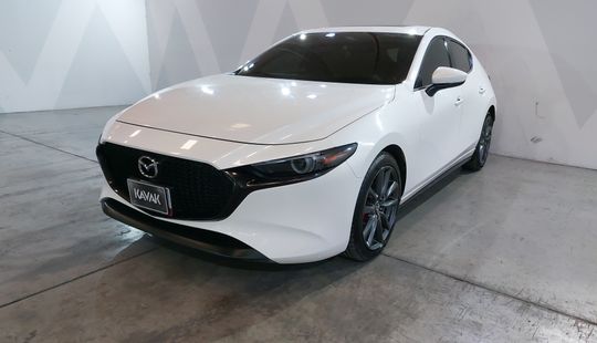 Mazda • Mazda 3