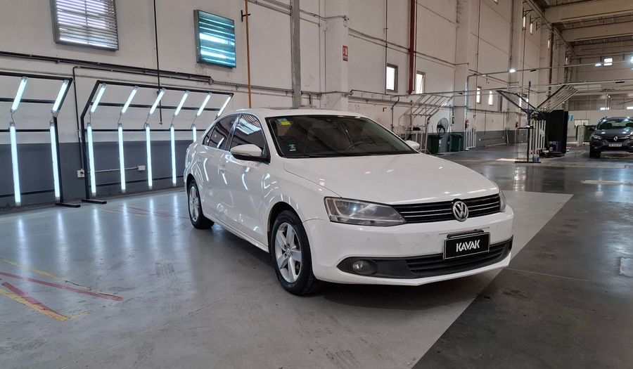Volkswagen Vento 2.5 LUXURY TIPTRONIC MY15 Sedan 2014