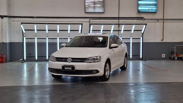 Volkswagen • Vento