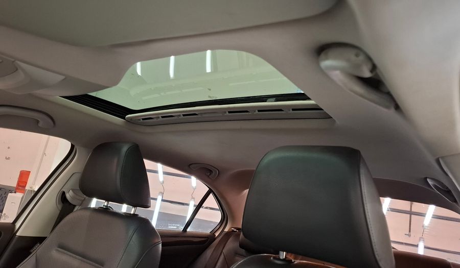 Volkswagen Vento 2.5 LUXURY TIPTRONIC MY15 Sedan 2014
