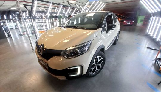Renault • Captur