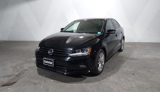 Volkswagen • Jetta