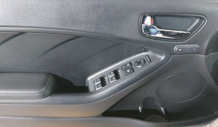 Kia Forte 2.0 SX AT Sedan 2017