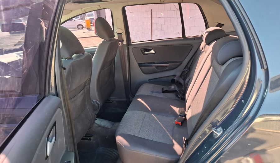 Volkswagen Fox 1.6 HIGHLINE Hatchback 2012