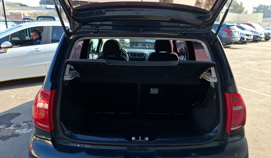Volkswagen Fox 1.6 HIGHLINE Hatchback 2012